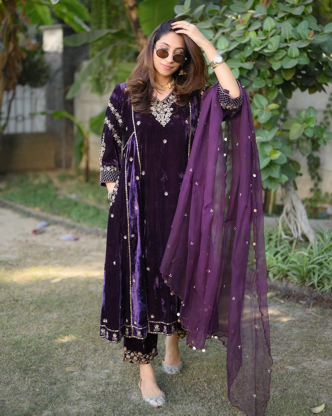 Zardosi Velvet Choga Set