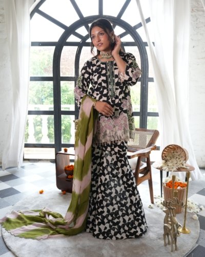 Amelia Sharara Set